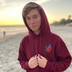 Meet your Posher, Dustin